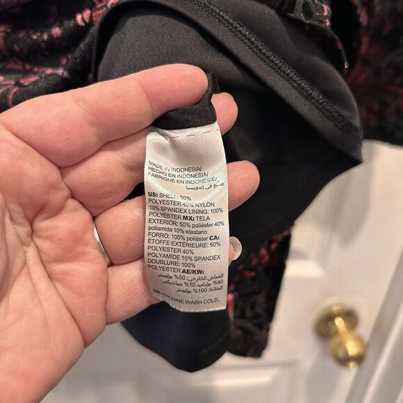 Chicos Velvet Burnout Floral Sheer Lined Mock Neck 3/4 Sleeve Blouse Size XL Top - Picture 9 of 9